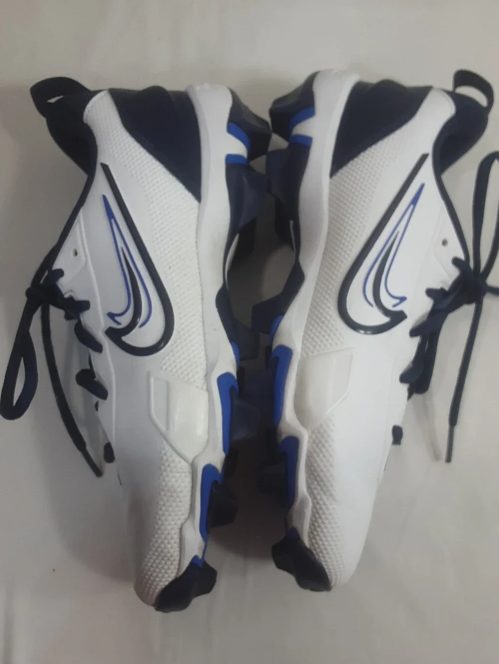 Nike kids force